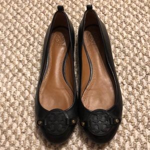 Black Tory Burch rounded toe flats